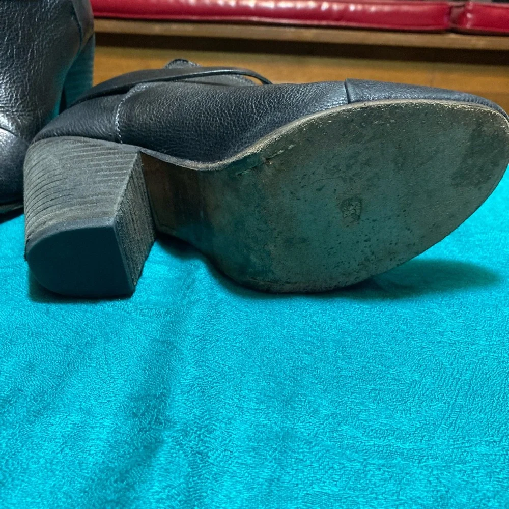 Rag & Bone “Harrow” Cowhide Leather Heeled Ankle Boots - Picture 7 of 15